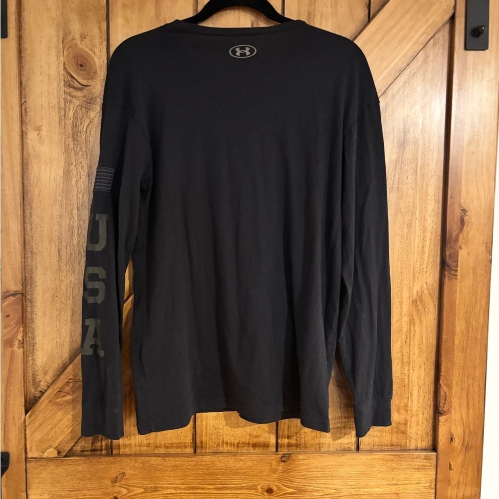 Boy’s Under Armour Youth Long Sleeve T-Shirt - Size XL - Picture 2 of 6